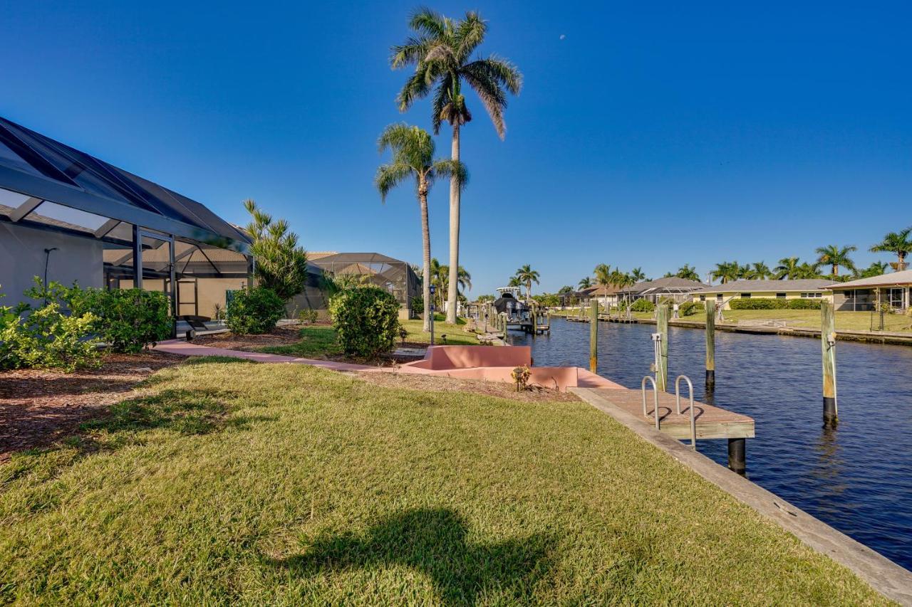 Waterfront Cape Coral Home With Private Pool! Exterior photo